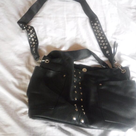 Steve Madden Black Faux Leather Crossbody Shoulder Womens Purse - Picture 1 of 10